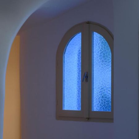 Suite Home Santorini Φηρά Εξωτερικό φωτογραφία