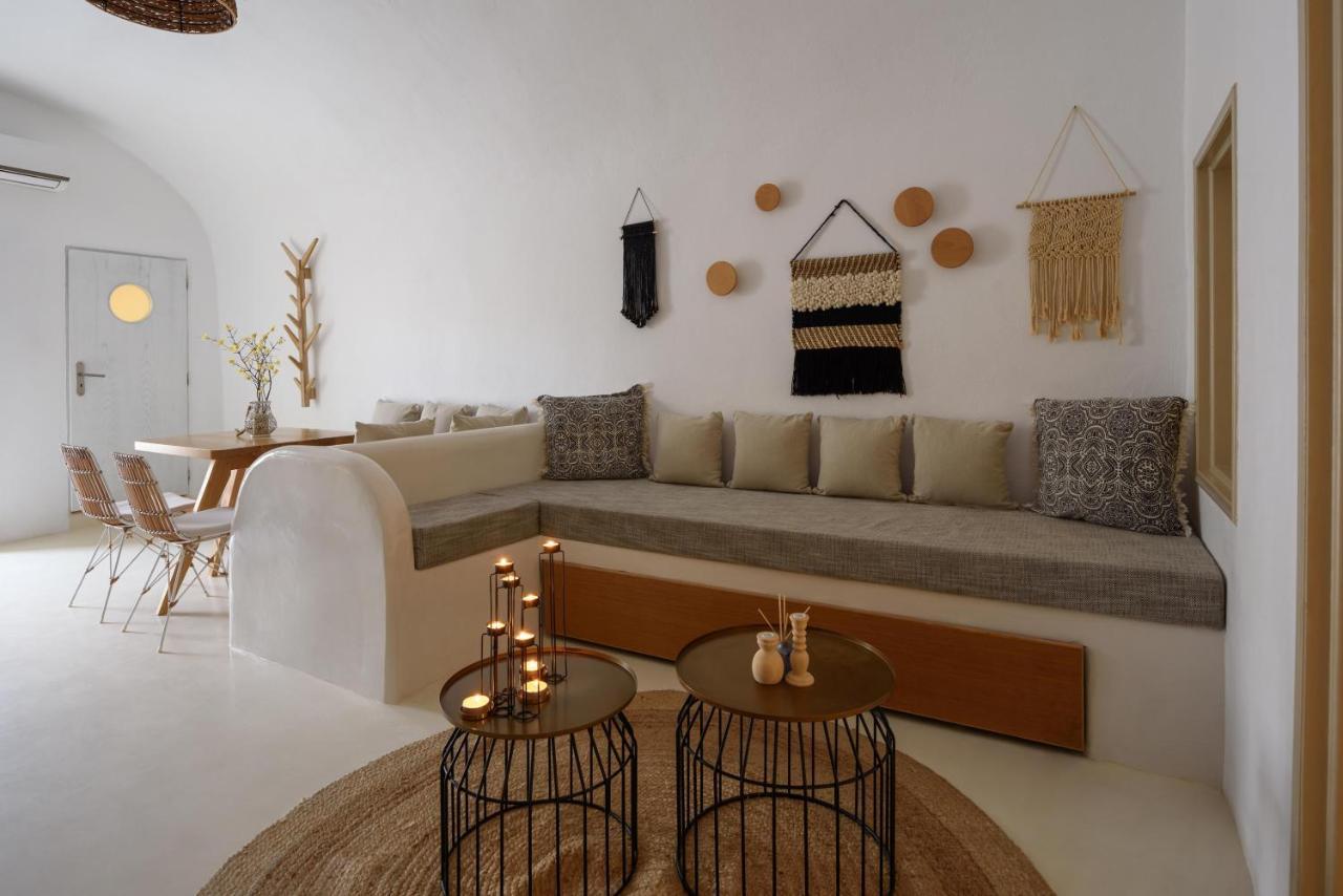 Suite Home Santorini Φηρά Εξωτερικό φωτογραφία