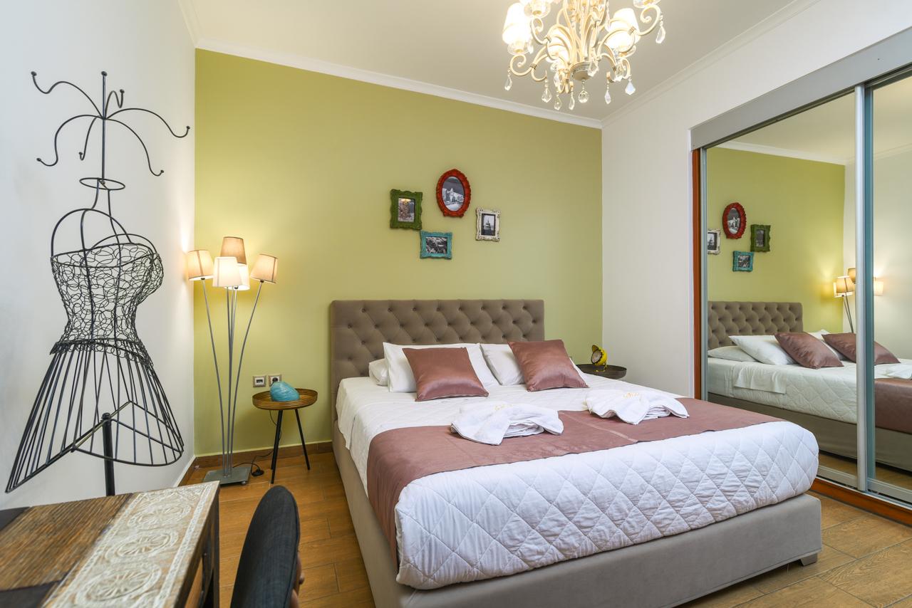 Suite Home Santorini Φηρά Εξωτερικό φωτογραφία