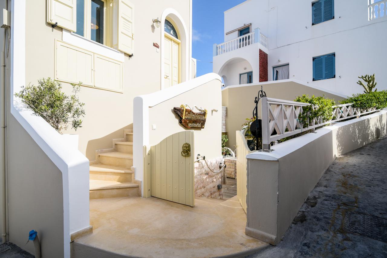 Suite Home Santorini Φηρά Εξωτερικό φωτογραφία