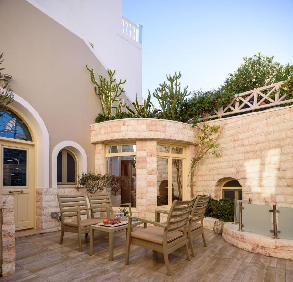Suite Home Santorini Φηρά Εξωτερικό φωτογραφία