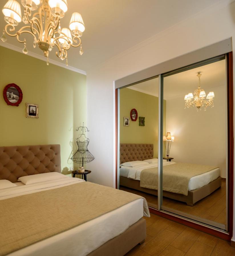 Suite Home Santorini Φηρά Εξωτερικό φωτογραφία