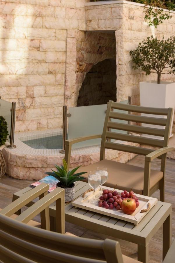 Suite Home Santorini Φηρά Εξωτερικό φωτογραφία