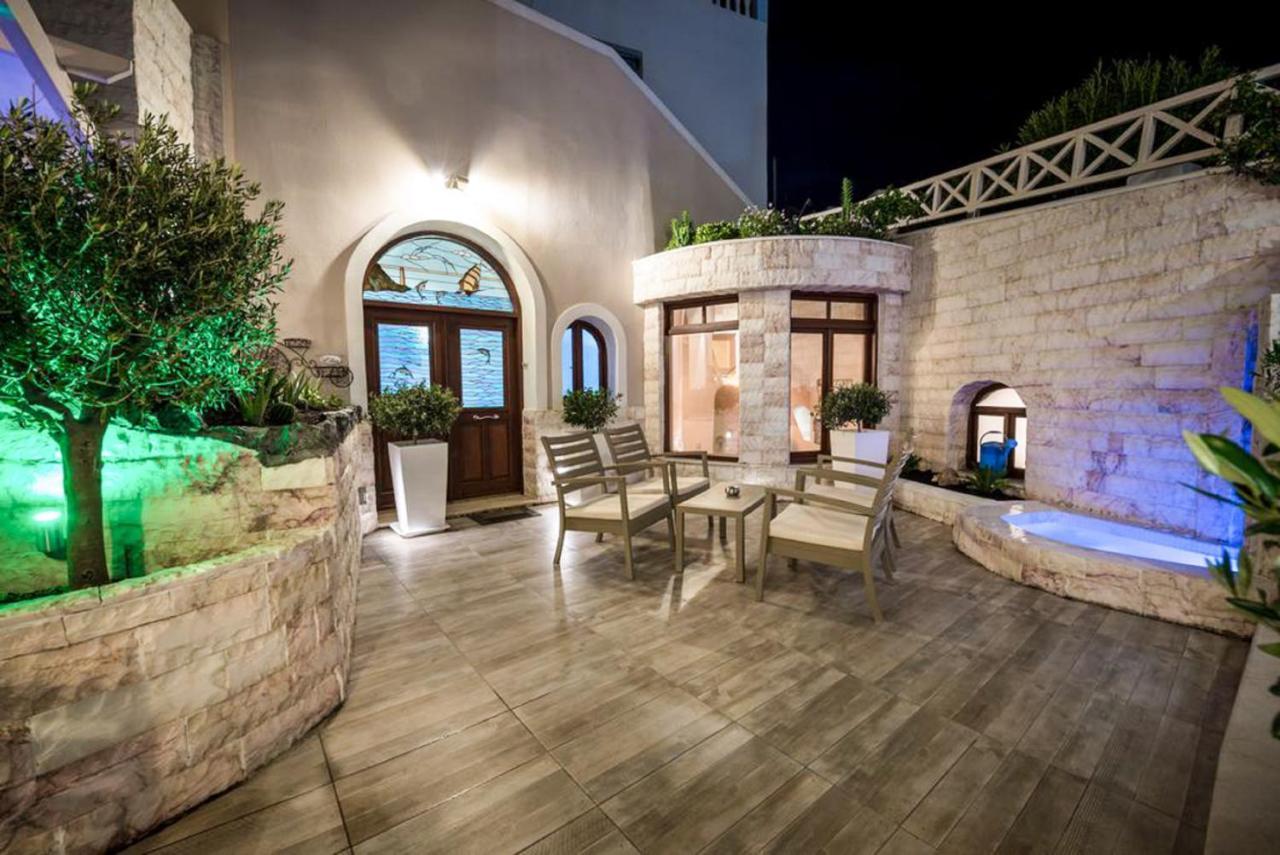 Suite Home Santorini Φηρά Εξωτερικό φωτογραφία