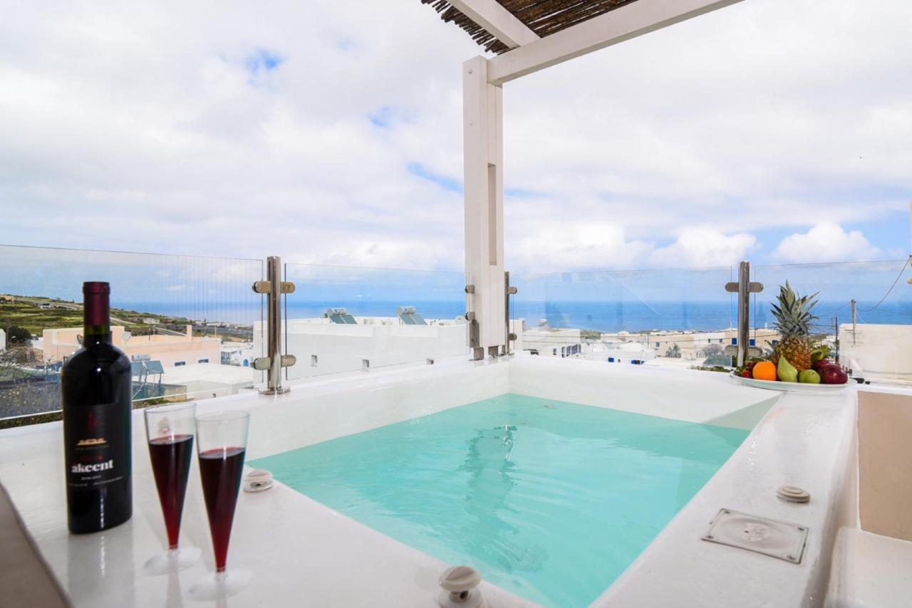 Suite Home Santorini Φηρά Εξωτερικό φωτογραφία